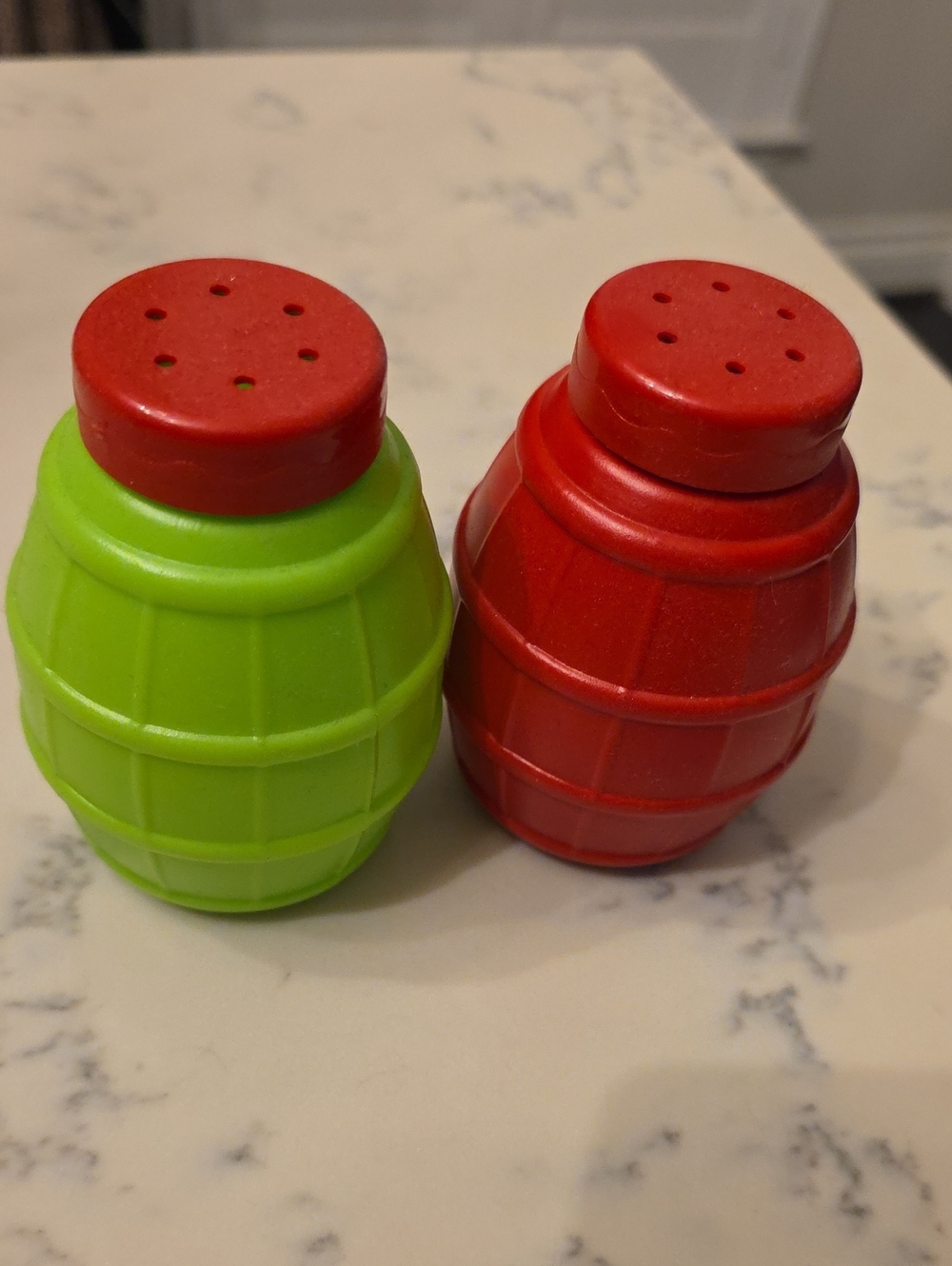 Novelty Barrel Salt & Pepper Shakers - Red and Lime Green - Picture 2 of 7